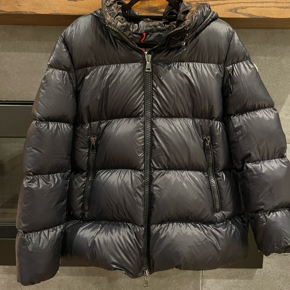 Moncler Seritte Womens Coat